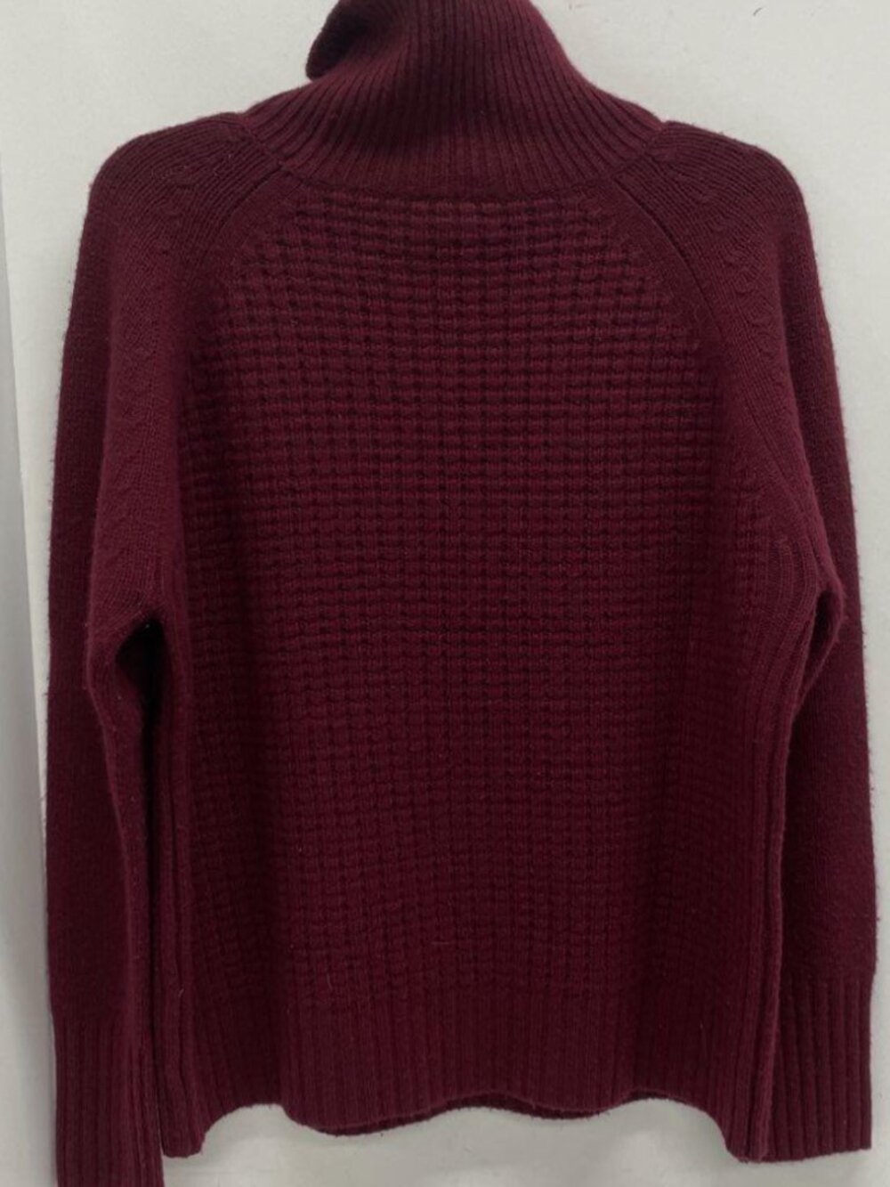 Nili Lotan Houston Cashmere Waffle Turtleneck Sweater Burgundy M - Picture 7 of 9